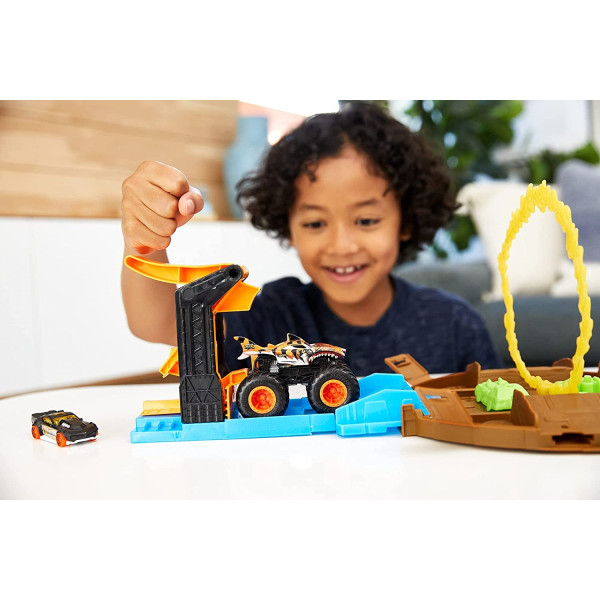 Трек Хот Вілс Монстер тракс Арена для трюків Hot Wheels Monster Trucks Epic Loop Challenge (GVK48)
