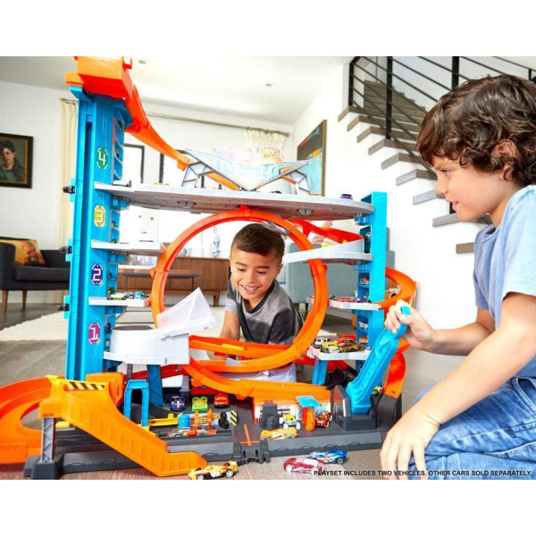 Супер Мега міський Гараж з Акулою Хот Вілс Hot Wheels City Ultimate Garage with Shark Attack (FTB69)