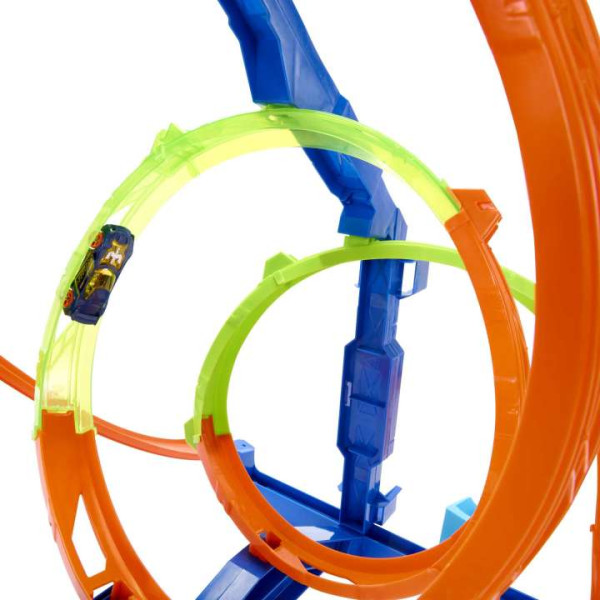 Трек Хот Вілс Потрійна петля Hot Wheels Corkscrew Triple Loop Track Set (HMX41)