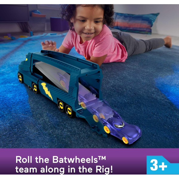 Автовоз Фішер Прайс з бетмобілем Fisher-Price DC Batwheels Hauler and Car Bat-Big Rig Batmobile (HMX07)