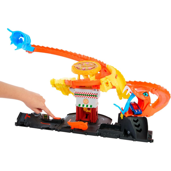 Трек Хот Вілс Атака Кобри Hot Wheels City Pizza Slam Cobra Attack (HTN81)